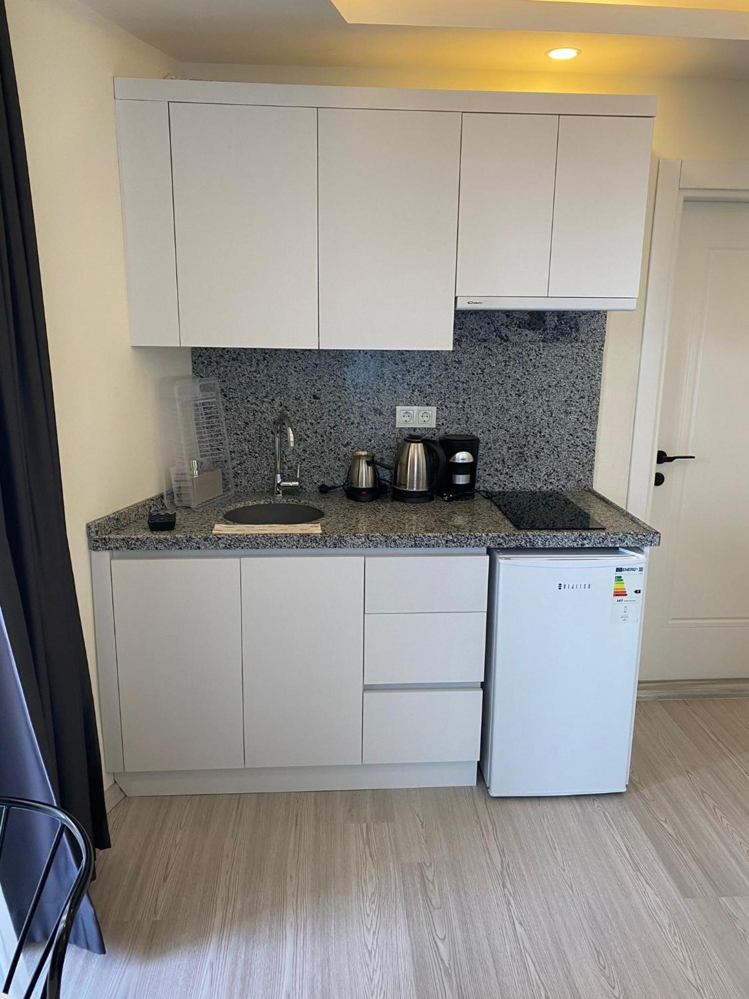 Hadrians Tower Aparthotel Antalya Ngoại thất bức ảnh